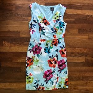 Adrianna Papell Sleeveless V-Neck Draped Front Floral Dress Size 10